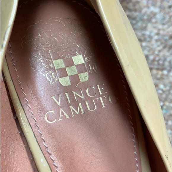 Vince camuto tan open toe heels. 8.5, 3 1/2” heels - Picture 7 of 7
